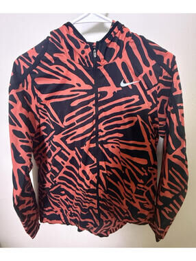 Nike Jacket Women's size Medium Palm Impossibly Light  Running Black/Coral